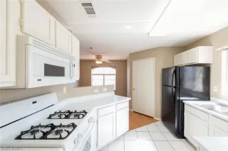 Photo #2: 2274658 Listing 