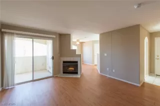 Photo #6: 2274658 Listing 