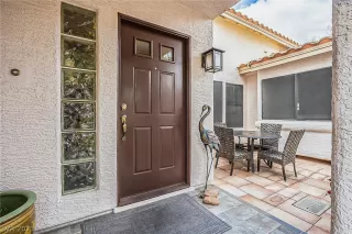 Photo #1: 2274688 Listing