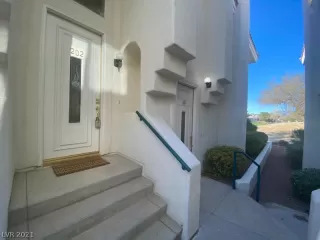 Photo #2: 2274737 Listing 