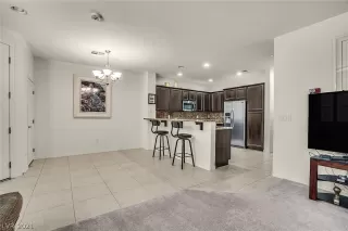 Photo #3: 2274742 Listing 