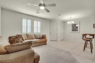 Photo #5: 2274742 Listing 