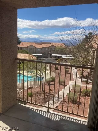 Photo #1: 2274749 Listing 