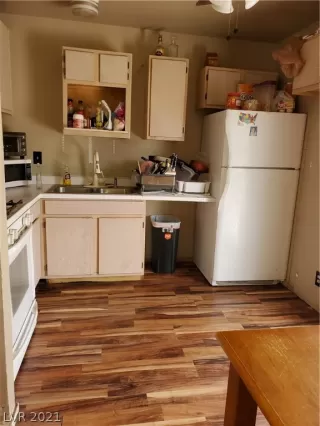 Photo #5: 2274751 Listing 