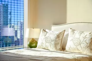 Photo #6: 2274765 Listing