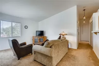 Photo #1: 2275817 Listing 