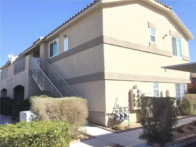 MLS: 2275901 Condo For Sale