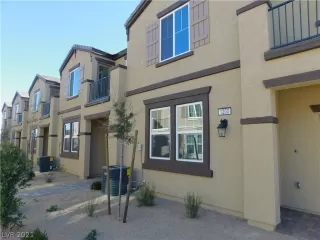 Photo #2: 2275975 Listing 