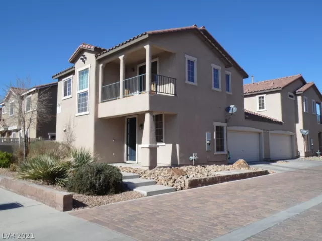 MLS: 2275988 Condo For Sale