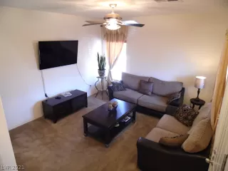 Photo #1: 2275988 Listing