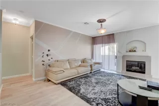 Photo #3: 2276022 Listing 