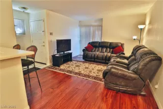 Photo #3: 2276063 Listing 