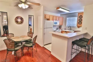 Photo #6: 2276063 Listing 