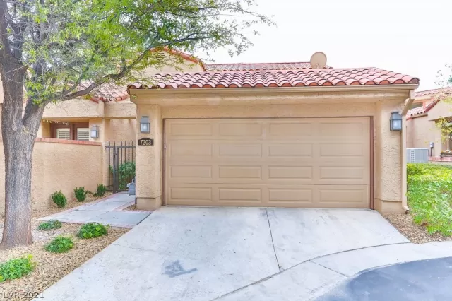 MLS: 2276108 Condo For Sale