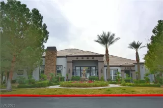 Photo #1: 2276186 Listing