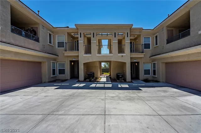 MLS: 2276194 Condo For Sale