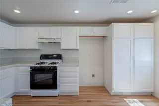 Photo #5: 2276194 Listing 
