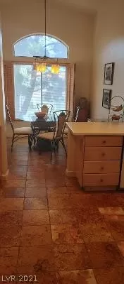 Photo #6: 2276213 Listing