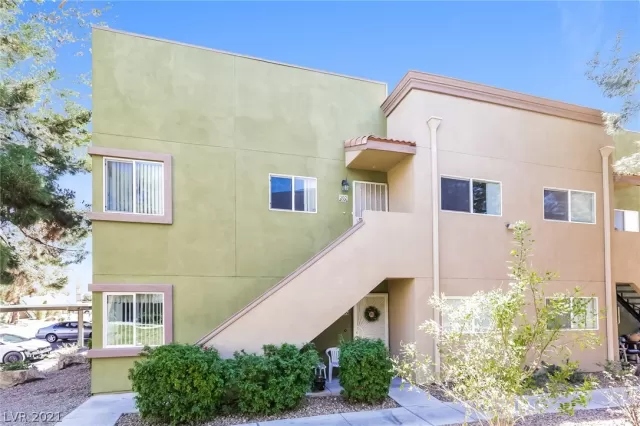 MLS: 2276237 Condo For Sale