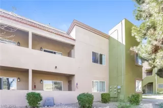 Photo #4: 2276237 Listing