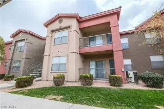 Photo #2: 2276285 Listing