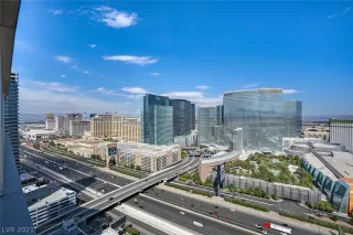 Photo #6: 2276293 Listing