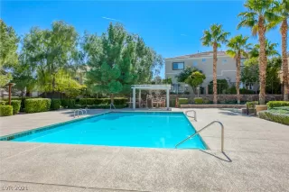 Photo #1: 2276316 Listing 