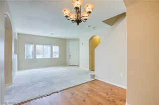 Photo #5: 2276316 Listing 