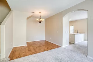 Photo #6: 2276316 Listing 