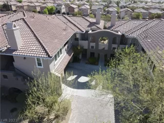 Photo #3: 2276320 Listing