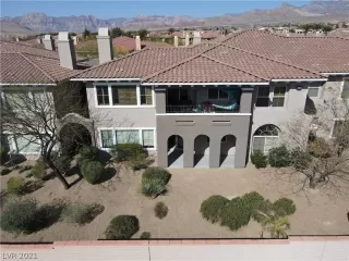 Photo #4: 2276320 Listing