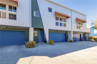 Photo #1: 2276328 Listing