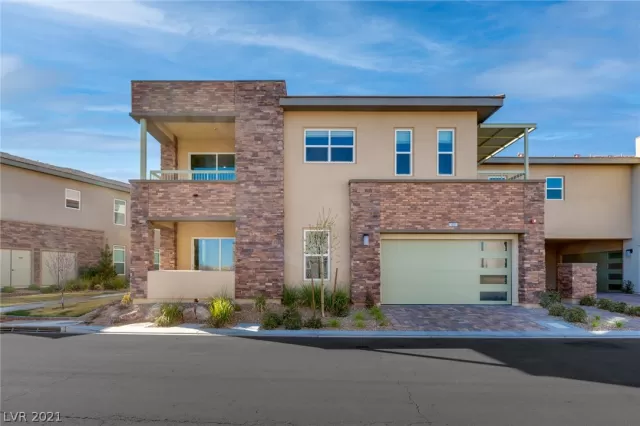 MLS: 2276329 Condo For Sale