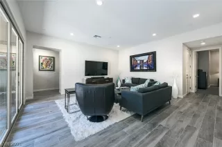 Photo #4: 2276355 Listing 