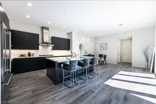 Photo #6: 2276355 Listing 