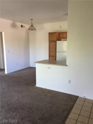 Photo #3: 2276386 Listing 