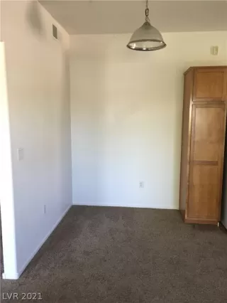 Photo #4: 2276386 Listing 