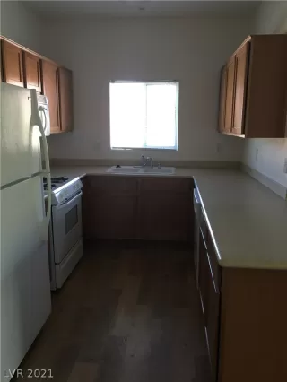 Photo #6: 2276386 Listing 