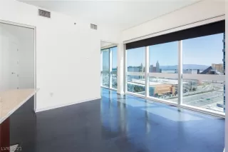 Photo #2: 2276398 Listing 