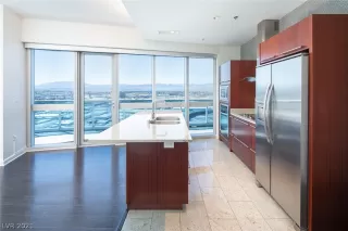 Photo #4: 2276398 Listing 