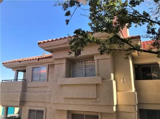 Photo #1: 2276410 Listing