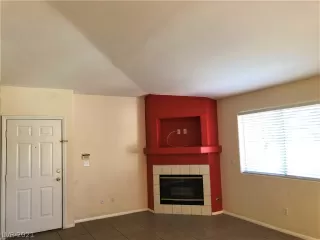 Photo #3: 2276410 Listing