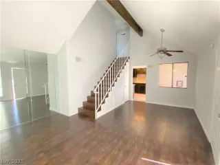 Photo #1: 2276527 Listing 