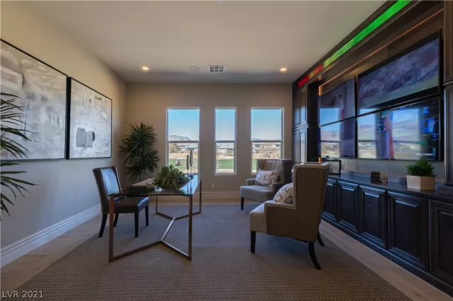 MLS: 2276532 Condo For Sale