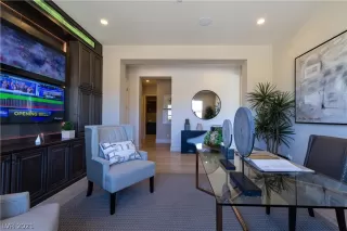 Photo #1: 2276532 Listing