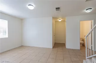 Photo #6: 2276534 Listing 