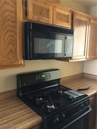 Photo #1: 2276548 Listing 