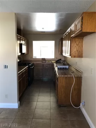 Photo #3: 2276548 Listing 