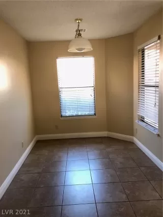 Photo #6: 2276548 Listing 