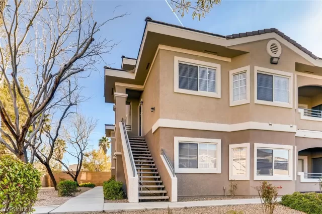 MLS: 2276560 Condo For Sale